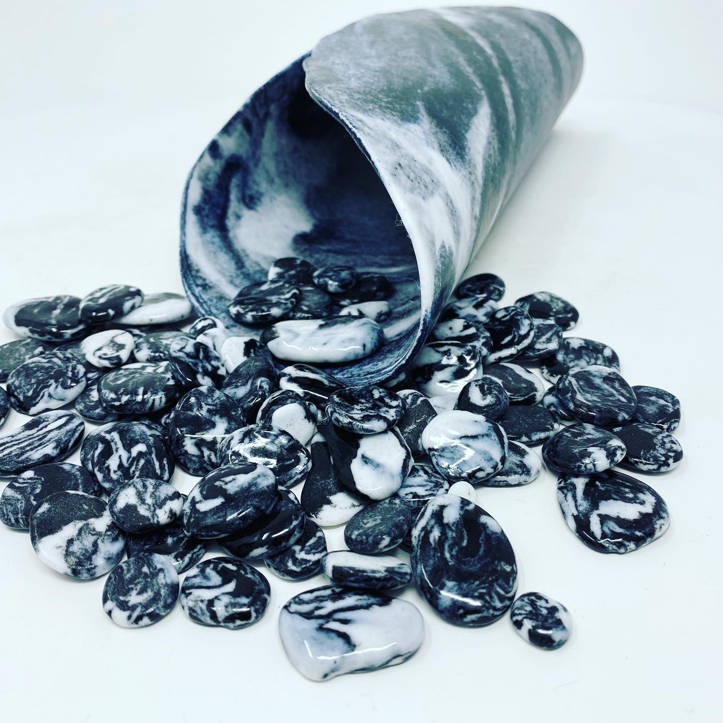 Glass Powder Topics I Video - Exploring the World of Glass Clay