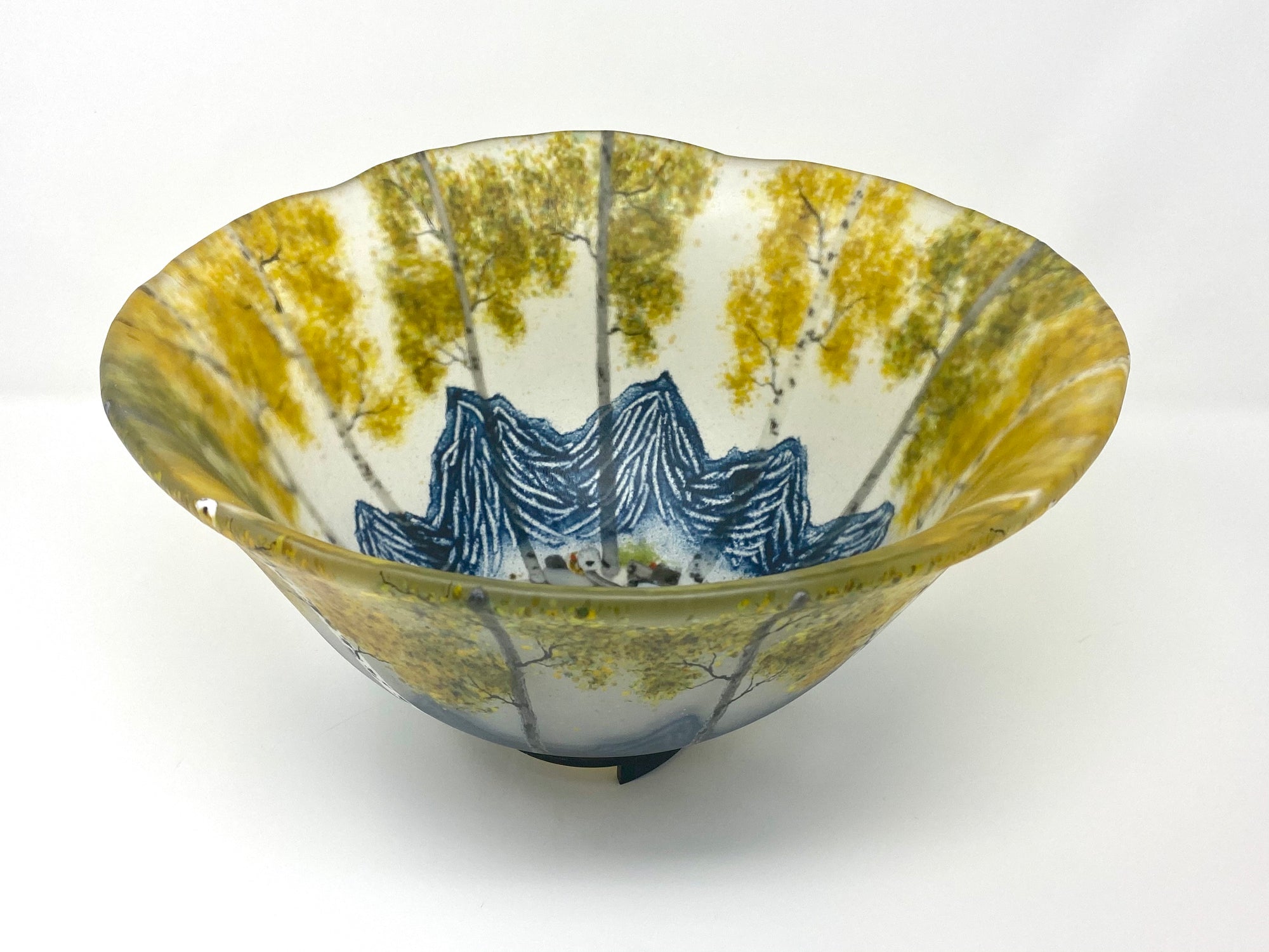 Summer to Fall in the Mountains Vessel