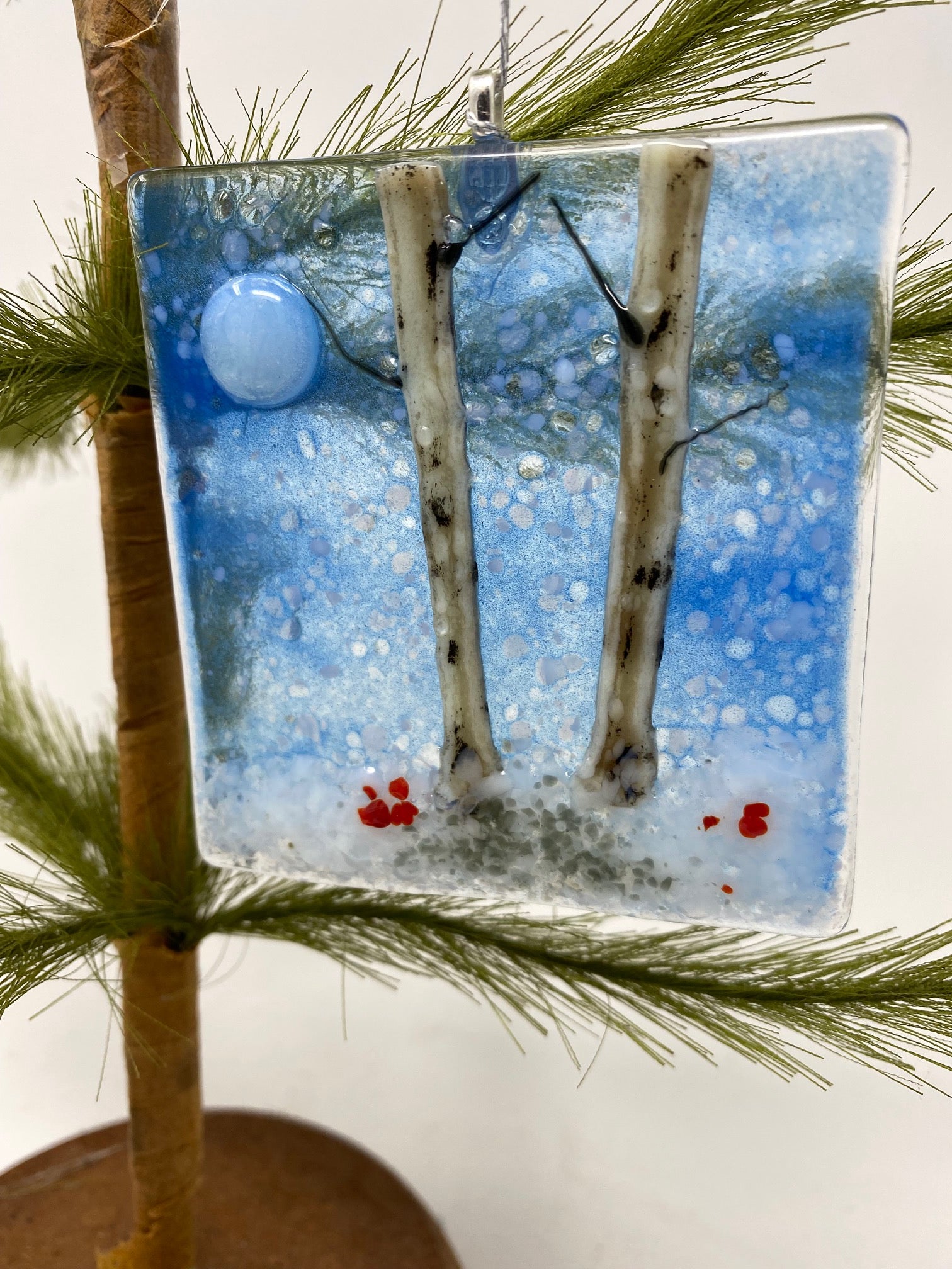 Branches & Berries Christmas Tree - Oatka Glass Studio